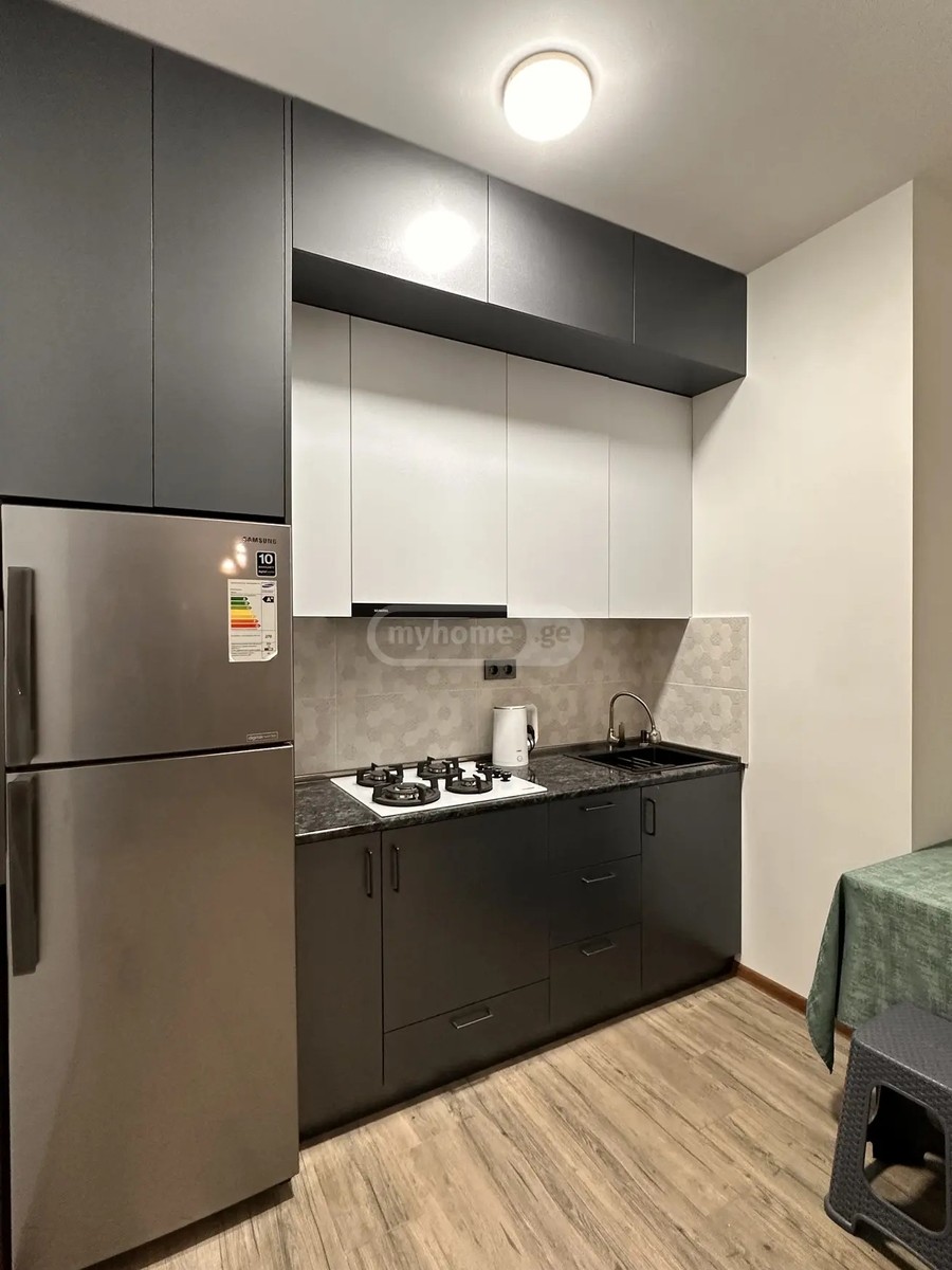 ნავთლუღის ქ. 10 - 3 rooms