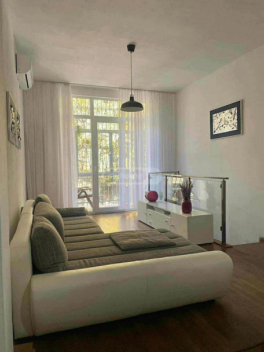 გორგასალი ვ. ქუჩა 39A - 3 rooms