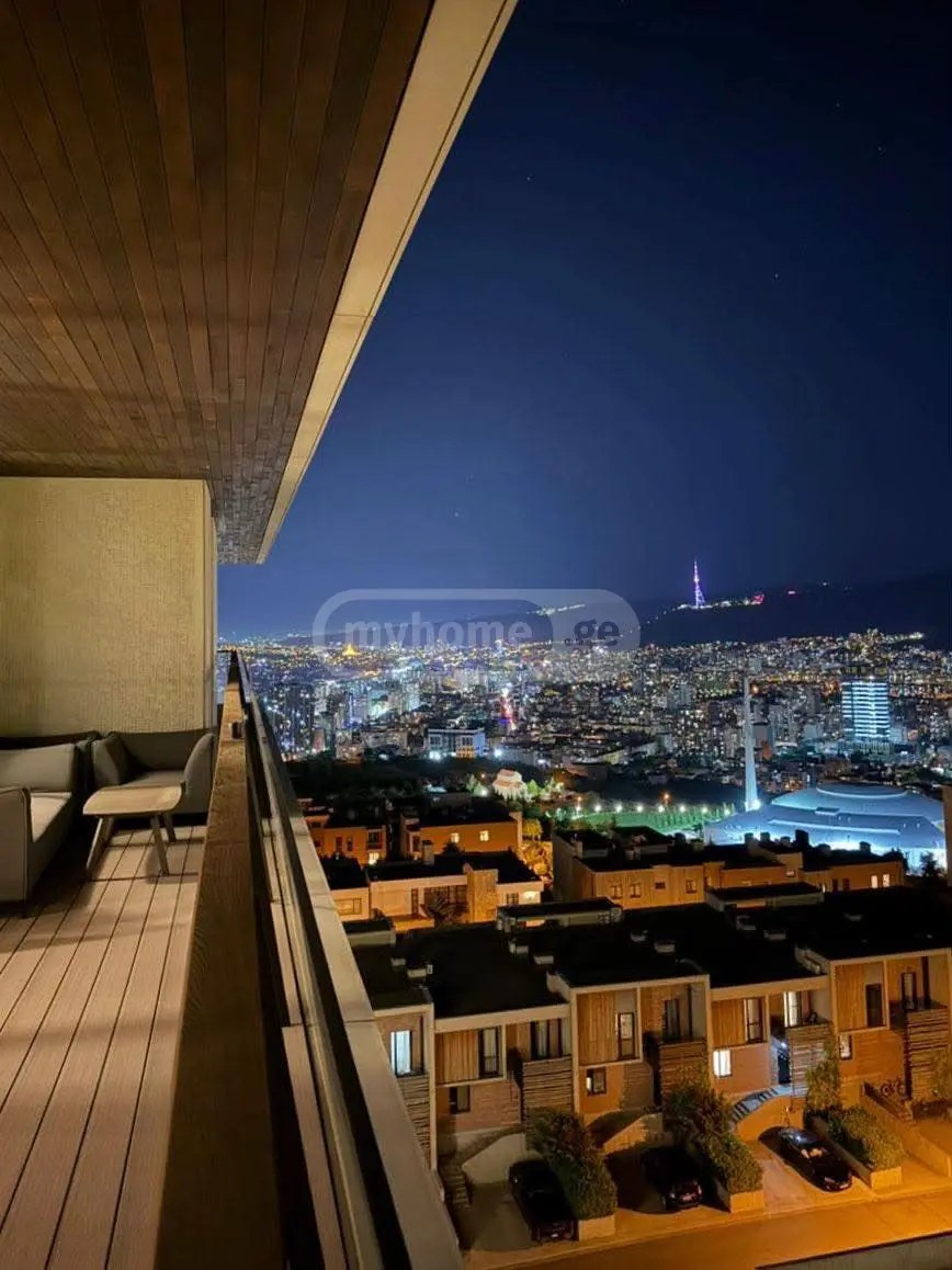 ნეკერჩხლის ქუჩა  - 3 rooms
