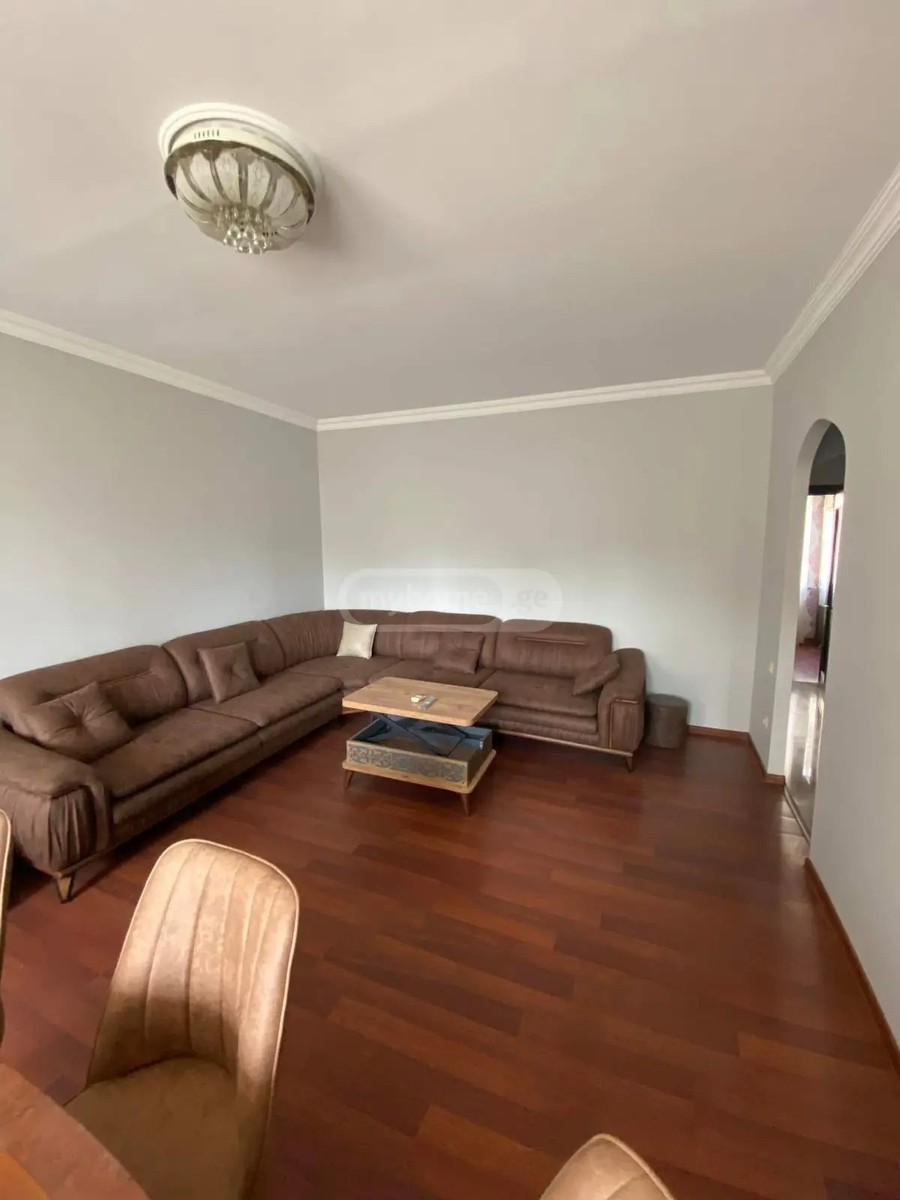 ლერმონტოვი მ. ქუჩა 2 - 3 rooms