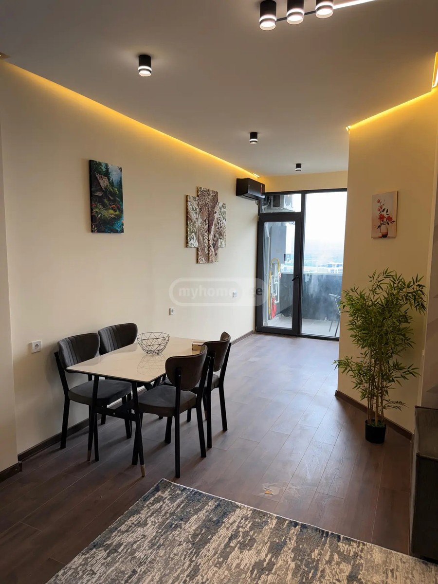 ანგისის ქ. 82 - 2 rooms