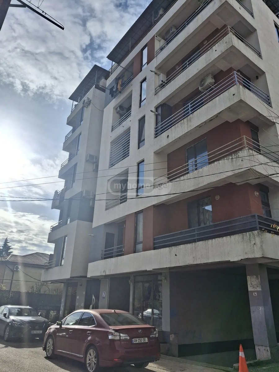 აბაშიძე ი. ქ.  - 3 rooms