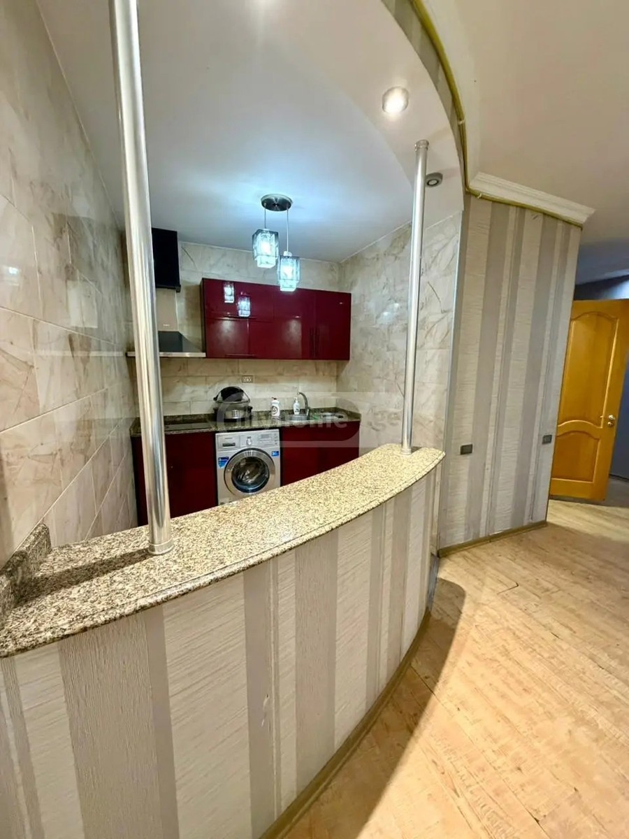 აბუსერიძე ტ. ქ. 42 - 2 rooms
