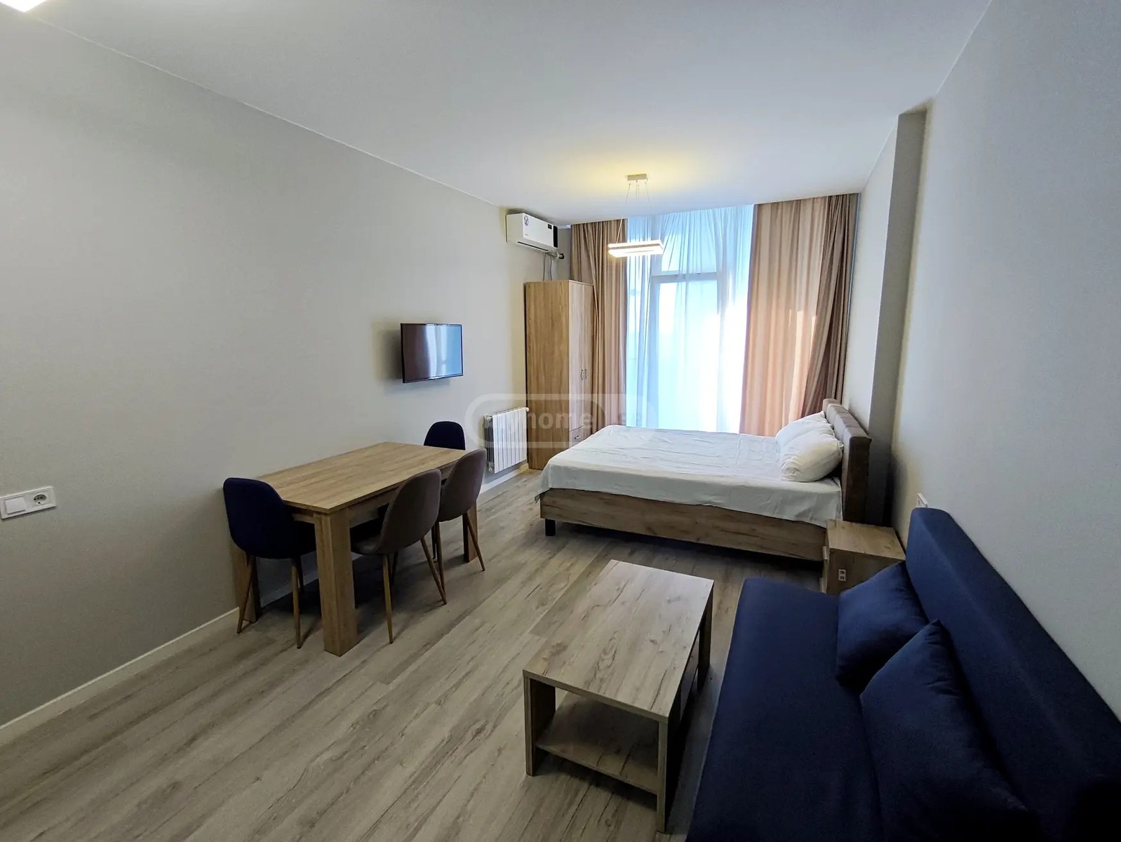 ანგისის 3 ჩიხი 10 - 1 rooms