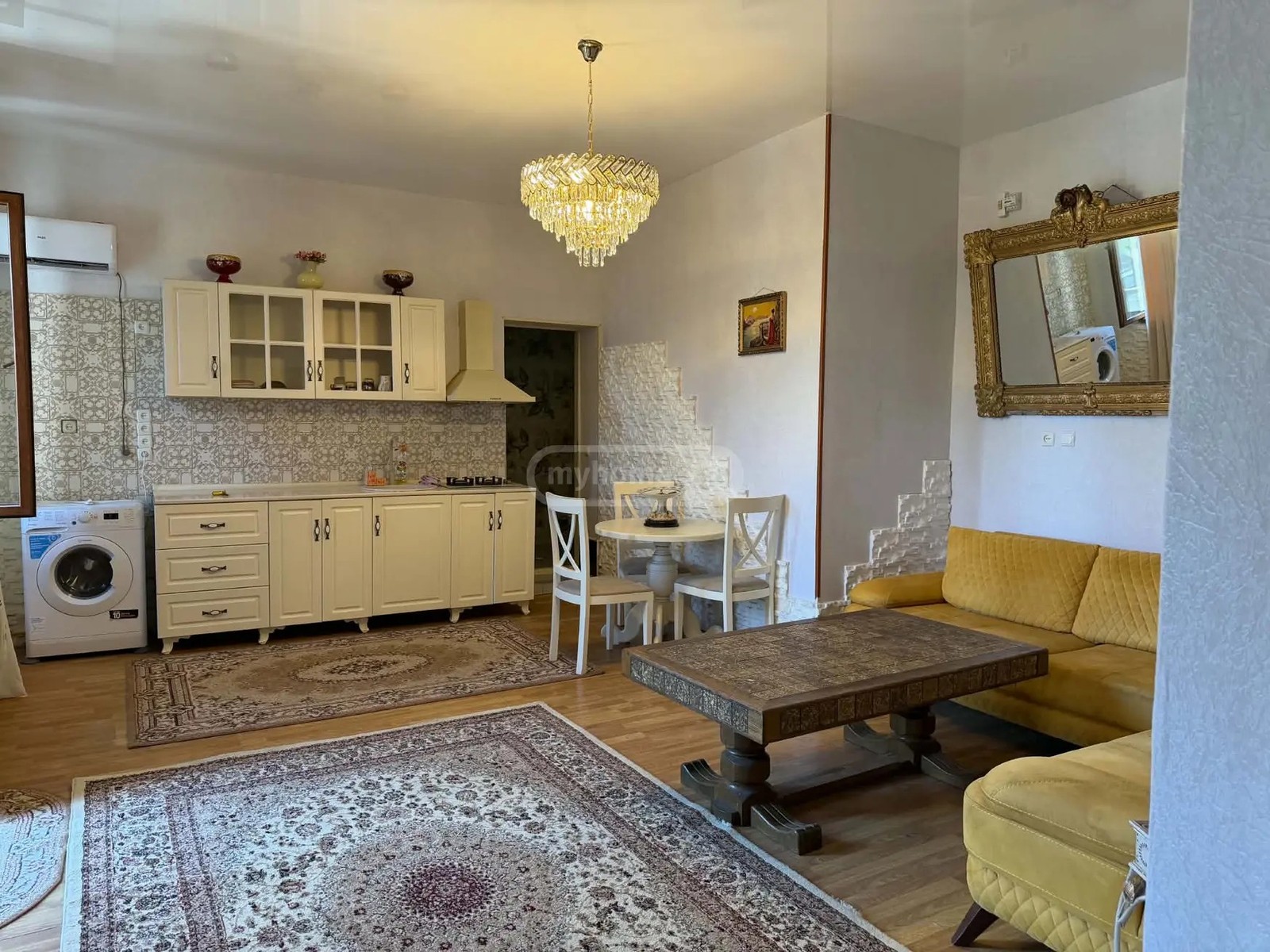 თამარ მეფის ქ.  - 3 rooms