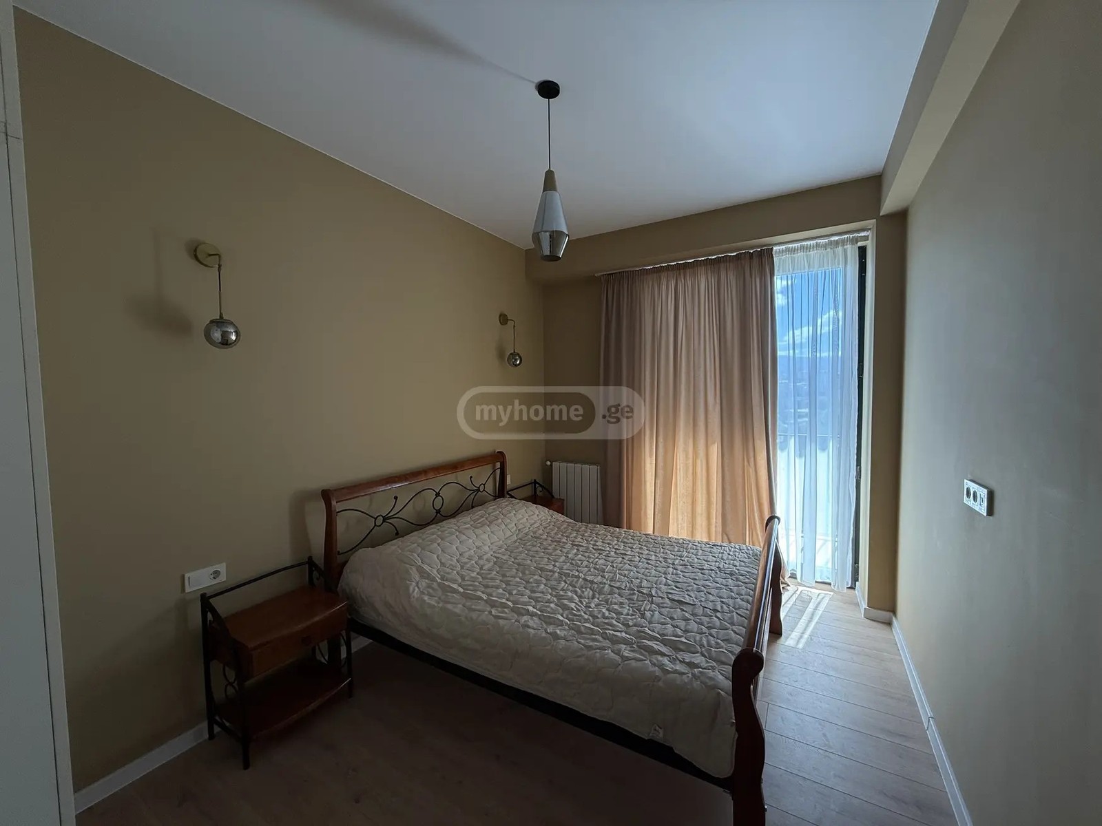 რკინიგზის ქ. 22 - 3 rooms