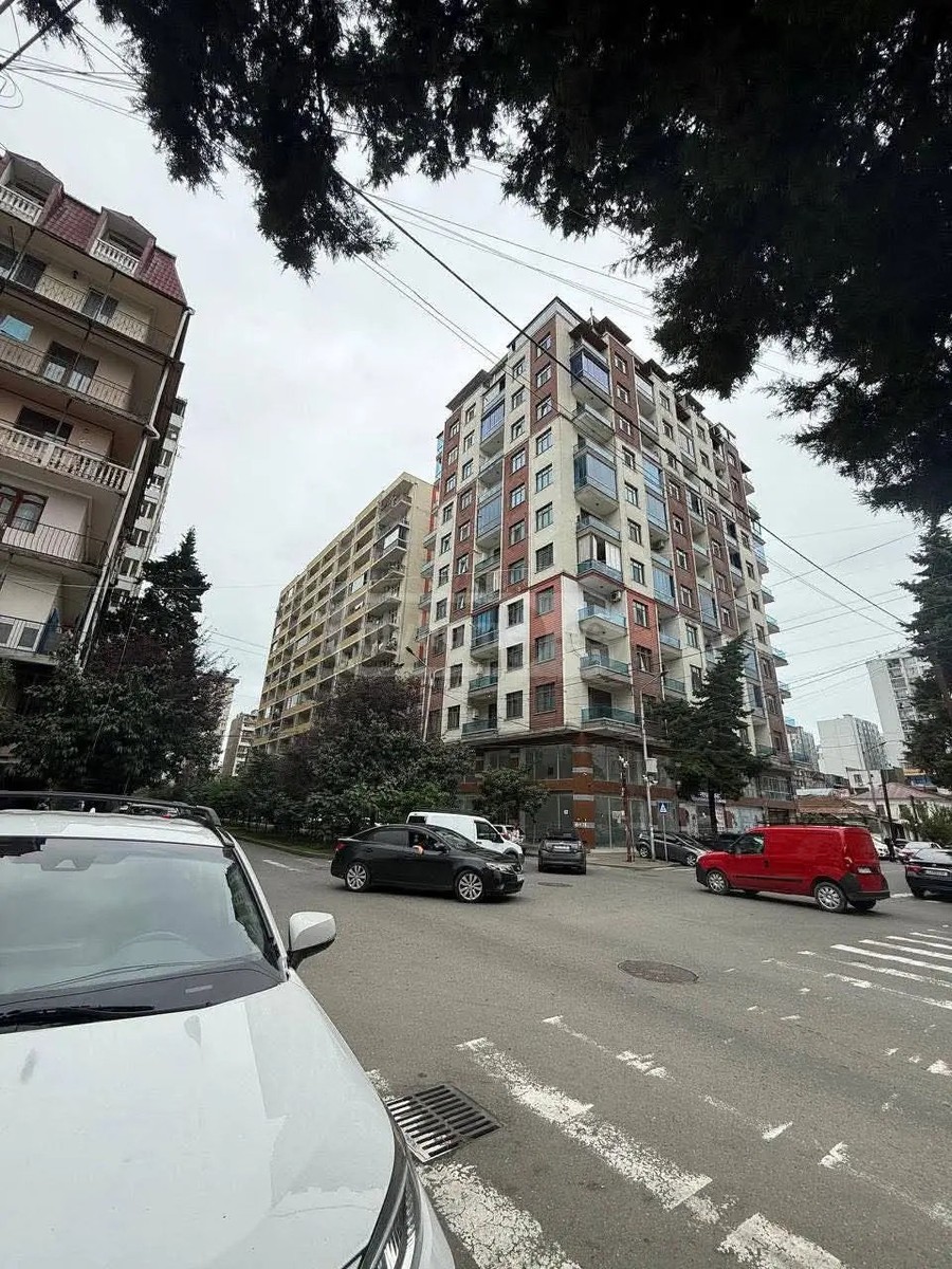 ხიმშიაშვილი ს. ქ. 64 - 3 rooms