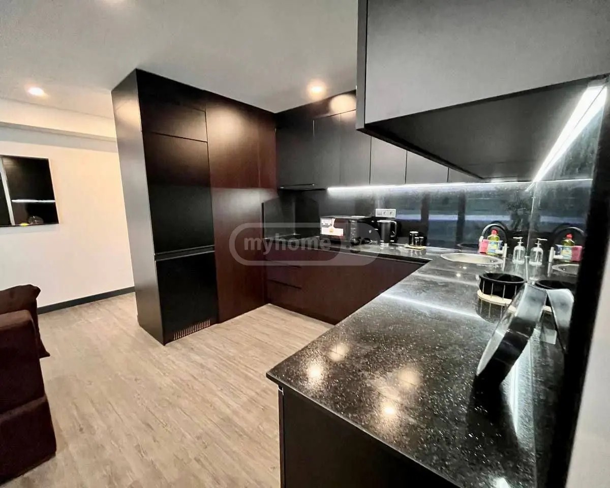 კაჩინსკი ლ. და მ. ქ. 8 - 2 rooms