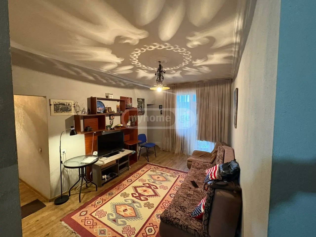 ნუცუბიძის პლ. - IV მ/რ  - 3 rooms