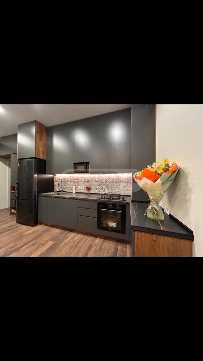 კაპანაძის ქ. 12 - 3 rooms