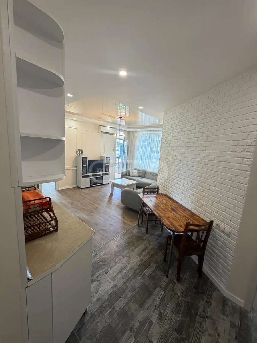 ხიმშიაშვილი შ. ქ. 49 - 4 rooms