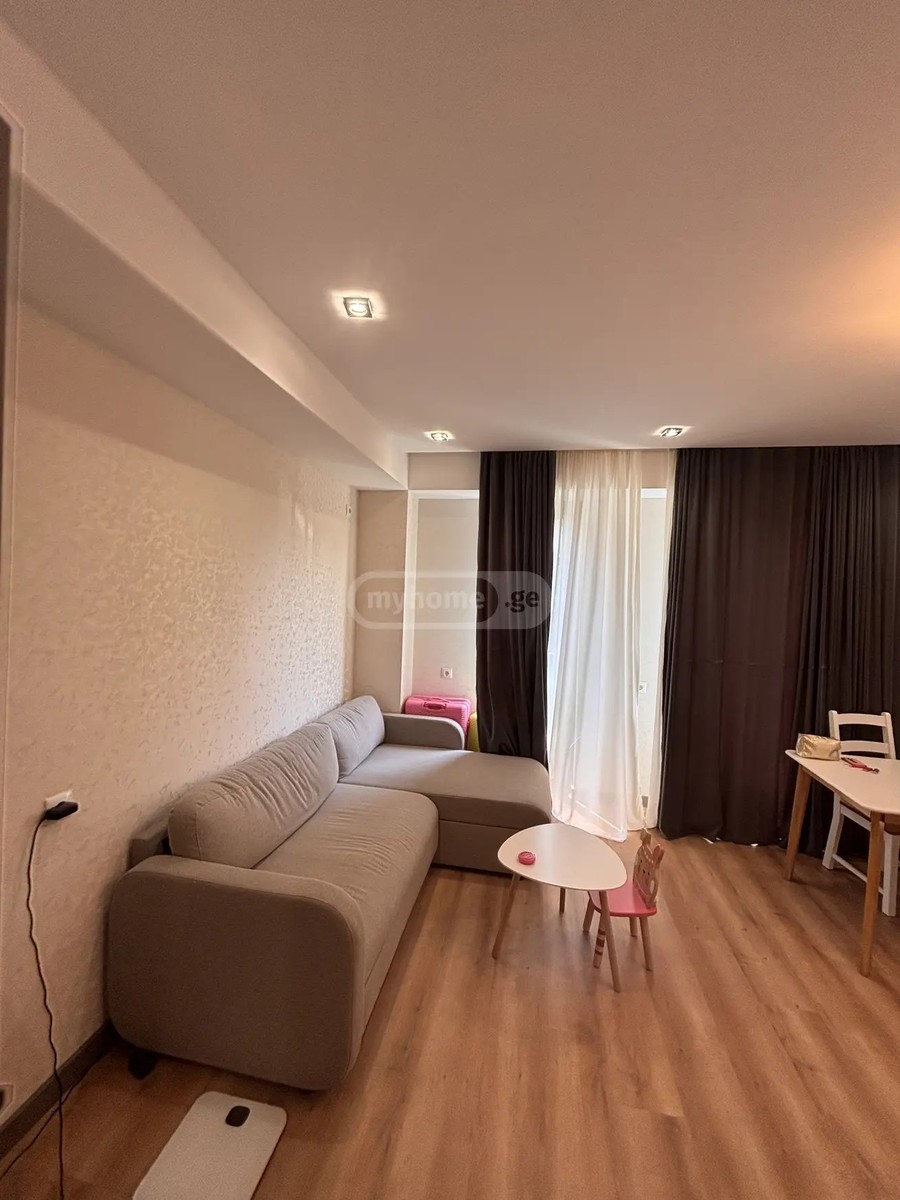 ხომლის ქ. 9 - 3 rooms