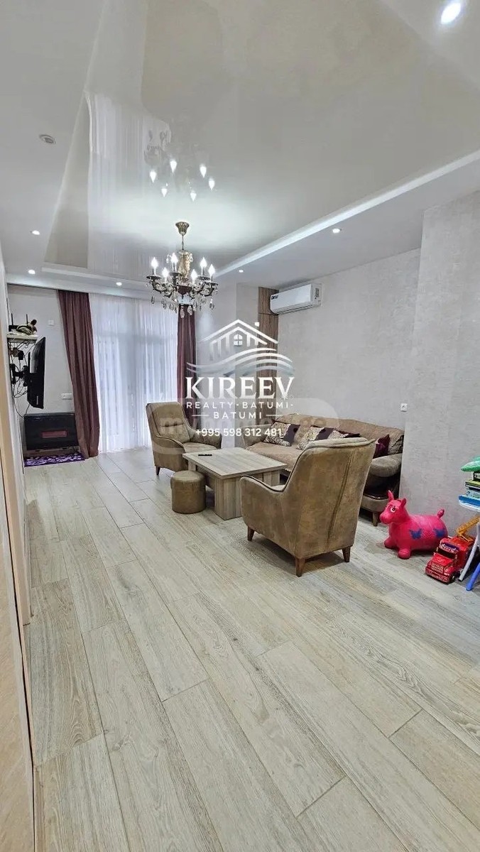 აბუსერიძე ტ. ქ. 53 - 3 rooms
