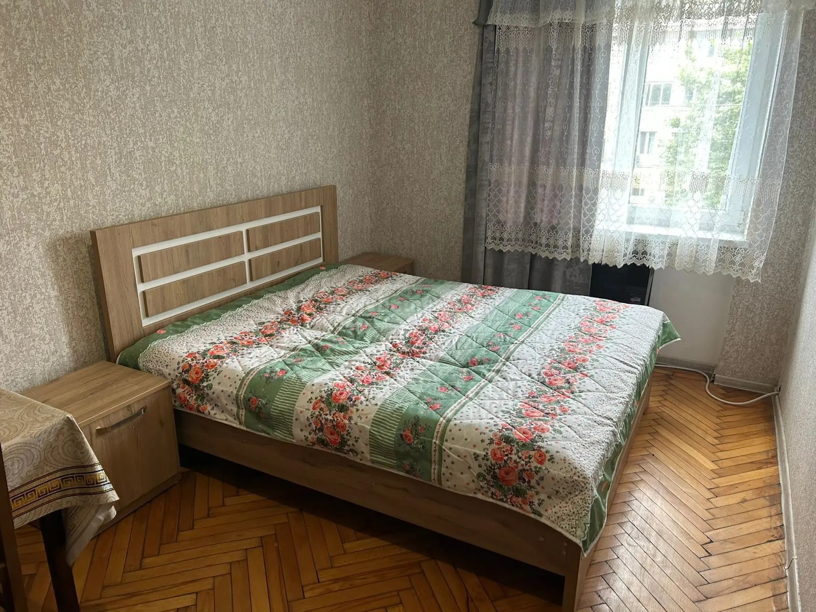 ჭავჭავაძის გამზ. 44 - 1 rooms