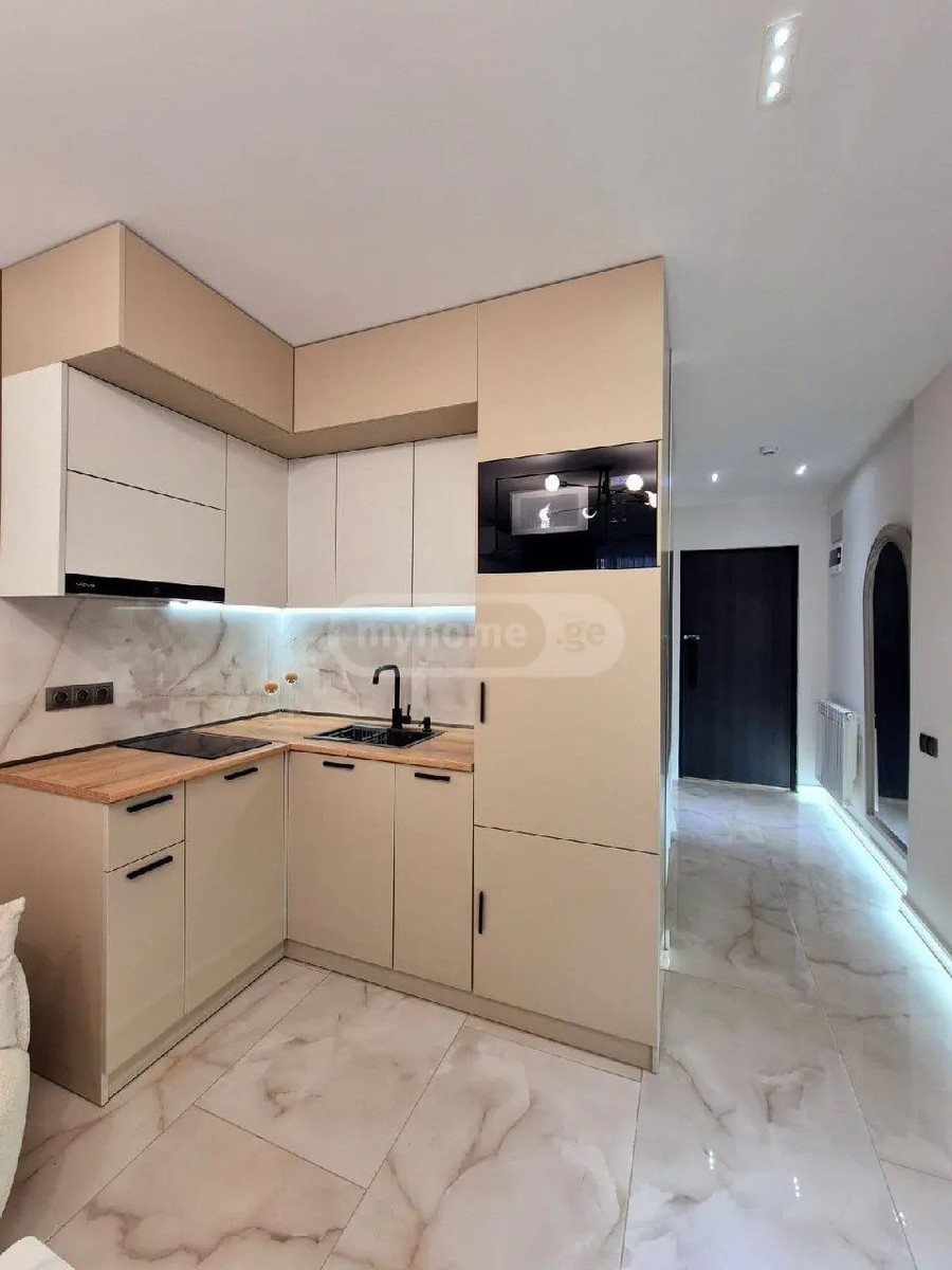 აბუსერიძე ტ. ქ. 13 - 1 rooms