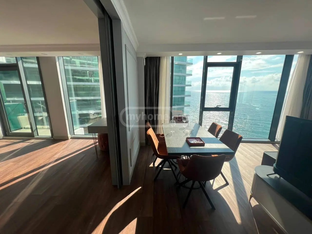 ლეხ და მარია კაჩინსკების ქუჩა 8 - 2 rooms