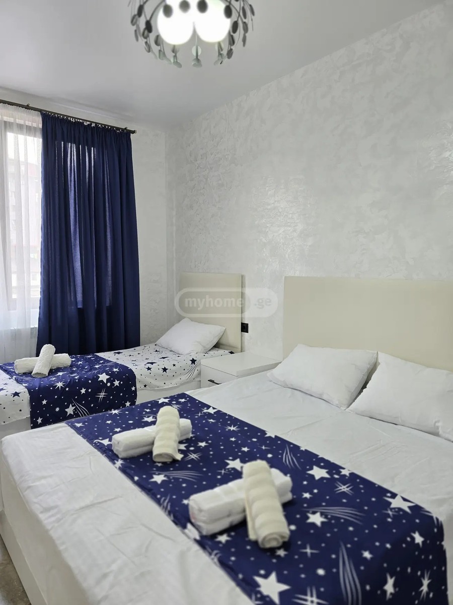 წმინდა ევდემოზ კათოლიკოსის ქ. 49 - 2 rooms