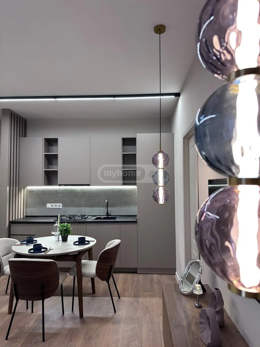 ნუცუბიძის ქ.  125 - 3 rooms
