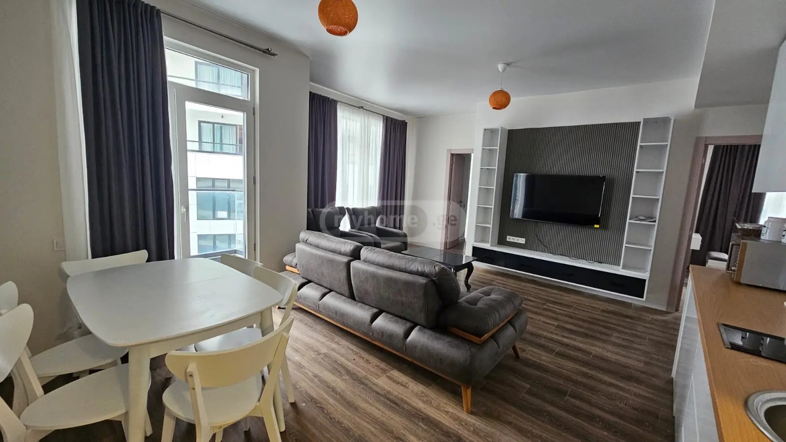 ლეხ და მარია კაჩინსკების ქუჩა 5 - 3 rooms