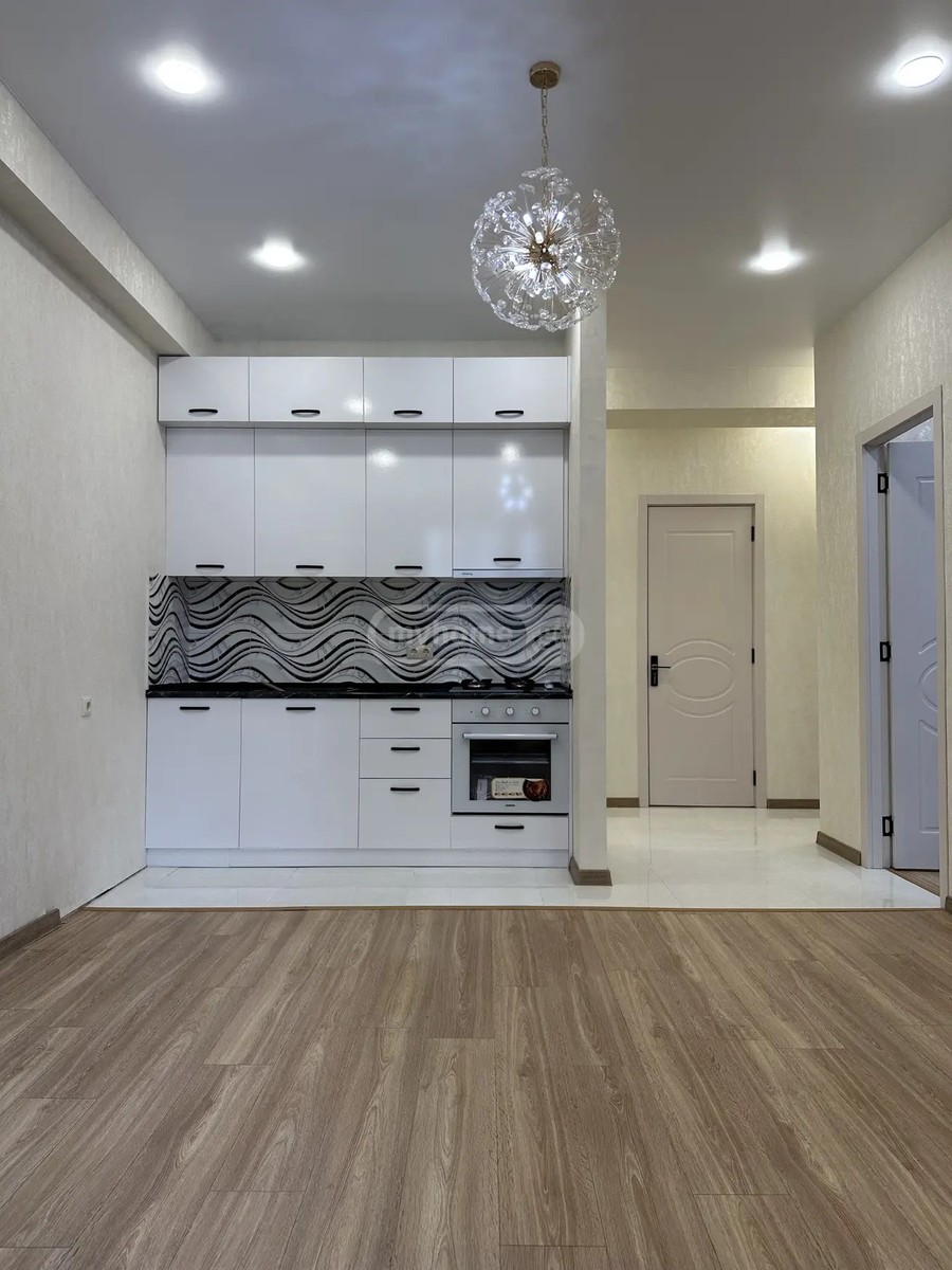 აღმაშენებლის ხეივ.  - 3 rooms