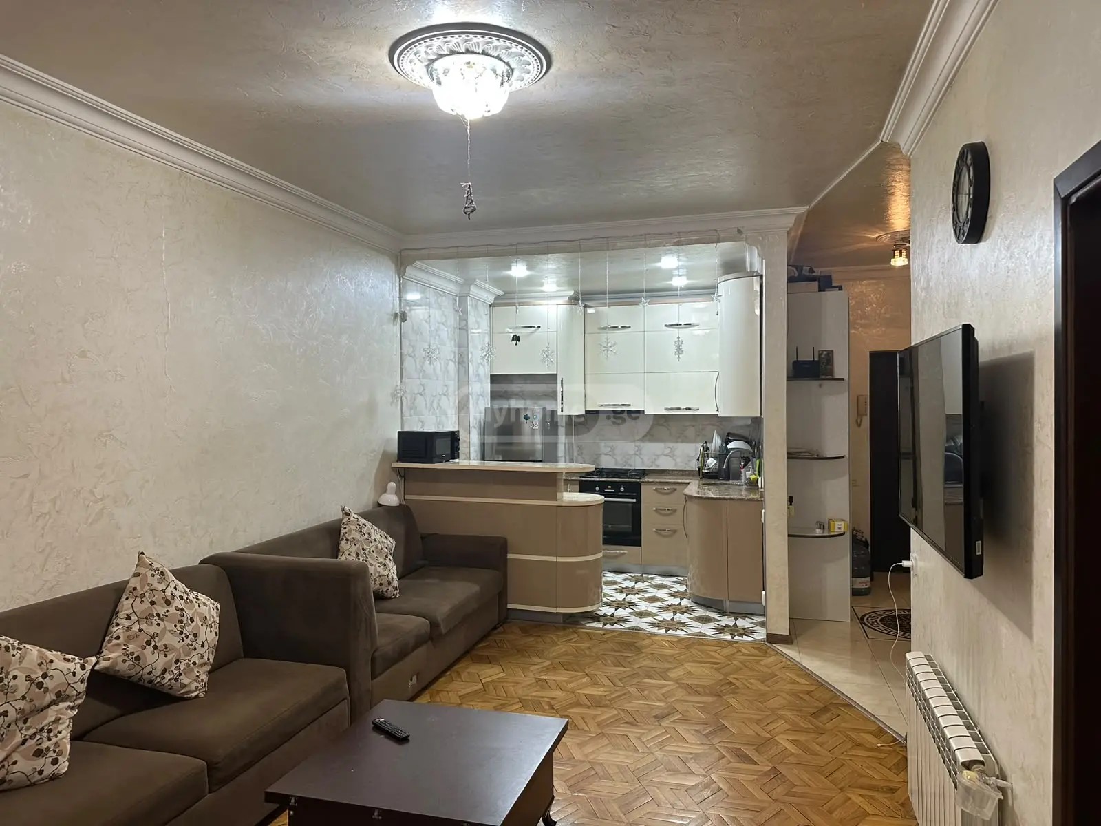 ფარნავაზ მეფის ქ. 94 - 3 rooms