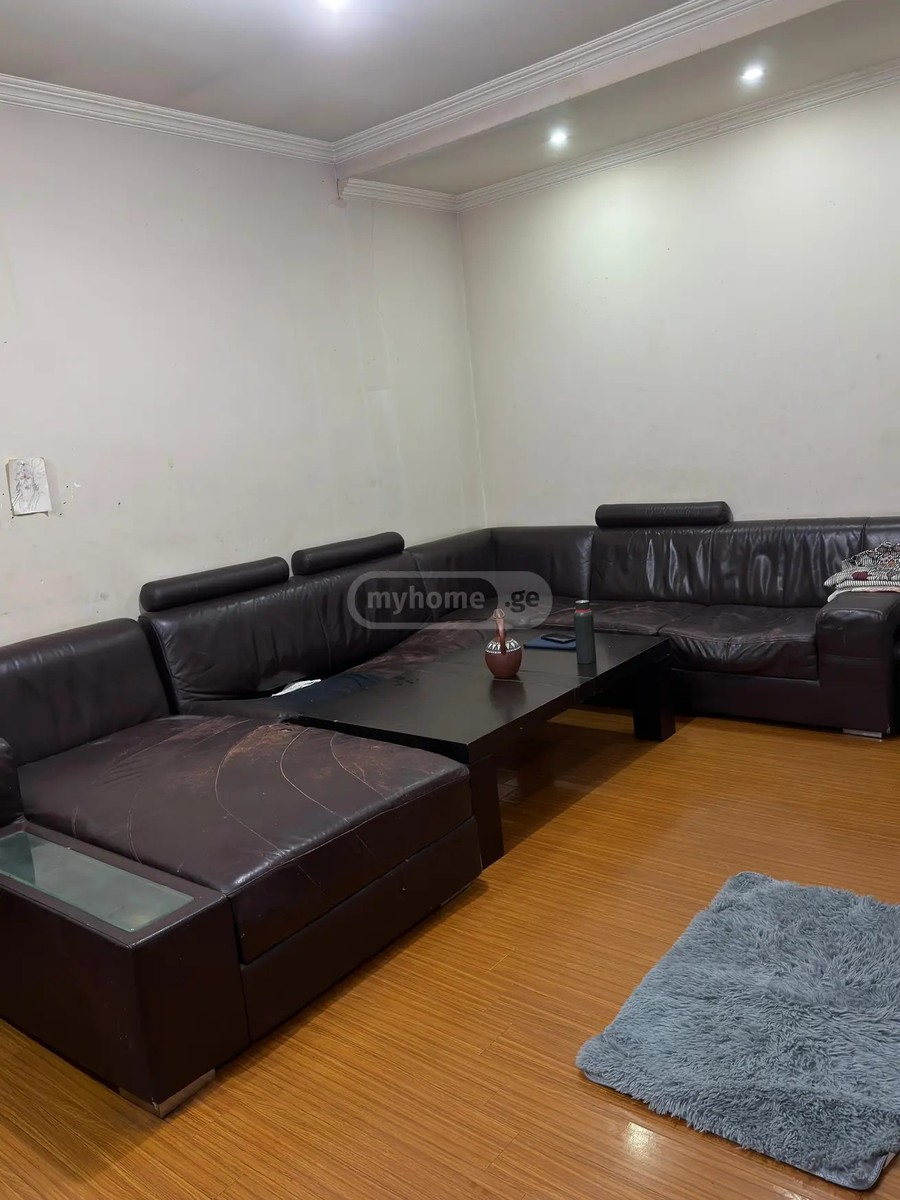 ვაჟა-ფშაველას II შეს. 52 - 3 rooms