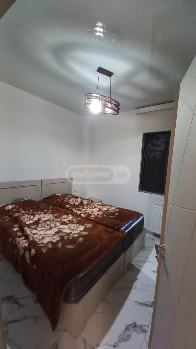 ნიჟარაძე რ. ქუჩა 26 - 3 rooms