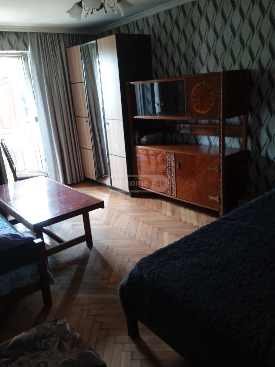 ჭავჭავაძის გამზ. 56 - 1 rooms