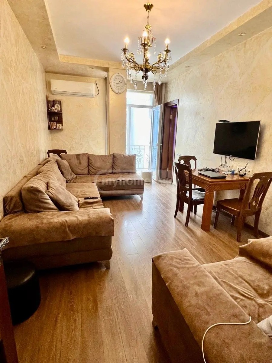 ბაგრატიონი პ. შეს. 206 - 4 rooms
