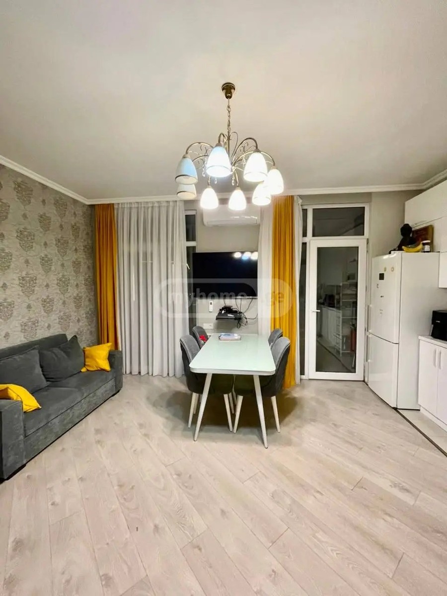ინასარიძის ქ. 4 - 3 rooms