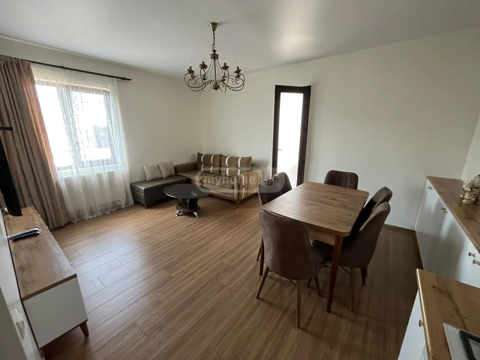 ტაბიძე გ. ქ. 17 - 4 rooms