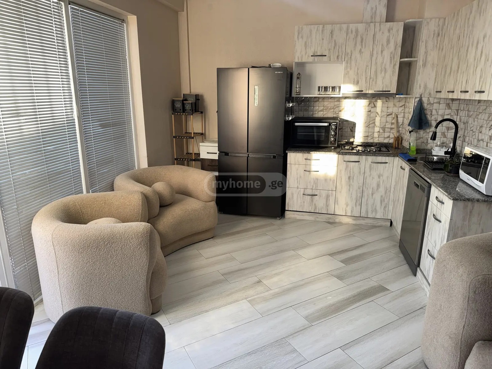 26 მაისის ქ. 34 - 3 rooms