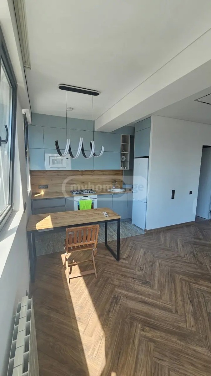 აბუსერიძე ტ. ქ. 21 - 2 rooms