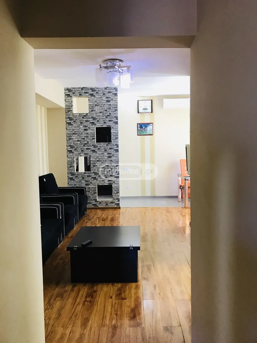 ტაბიძის ქ. 25 - 3 rooms