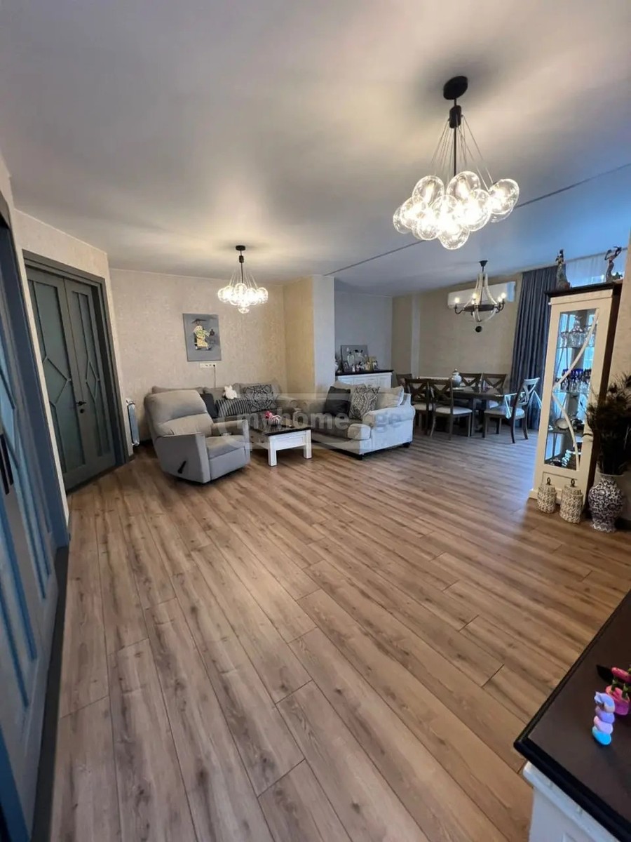 ფალიაშვილი ზ. ქ. 16 - 4 rooms