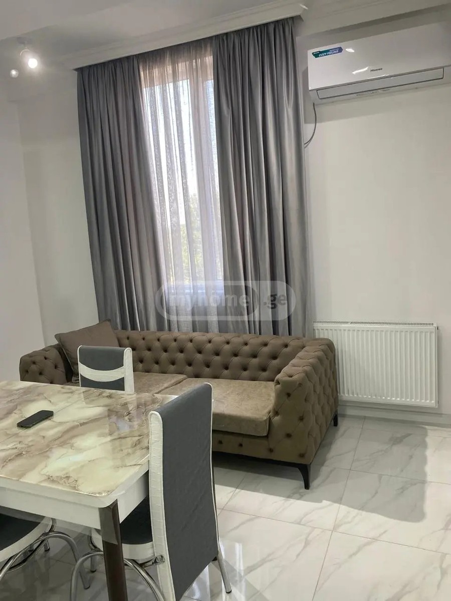 გამსახურდია ზ. გამზ.  - 3 rooms