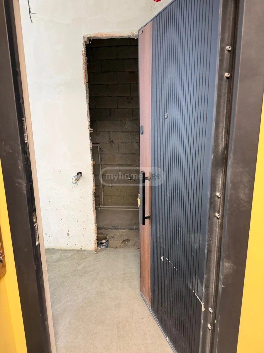 აბუსერიძე ტ. ქ. 21 - 3 rooms