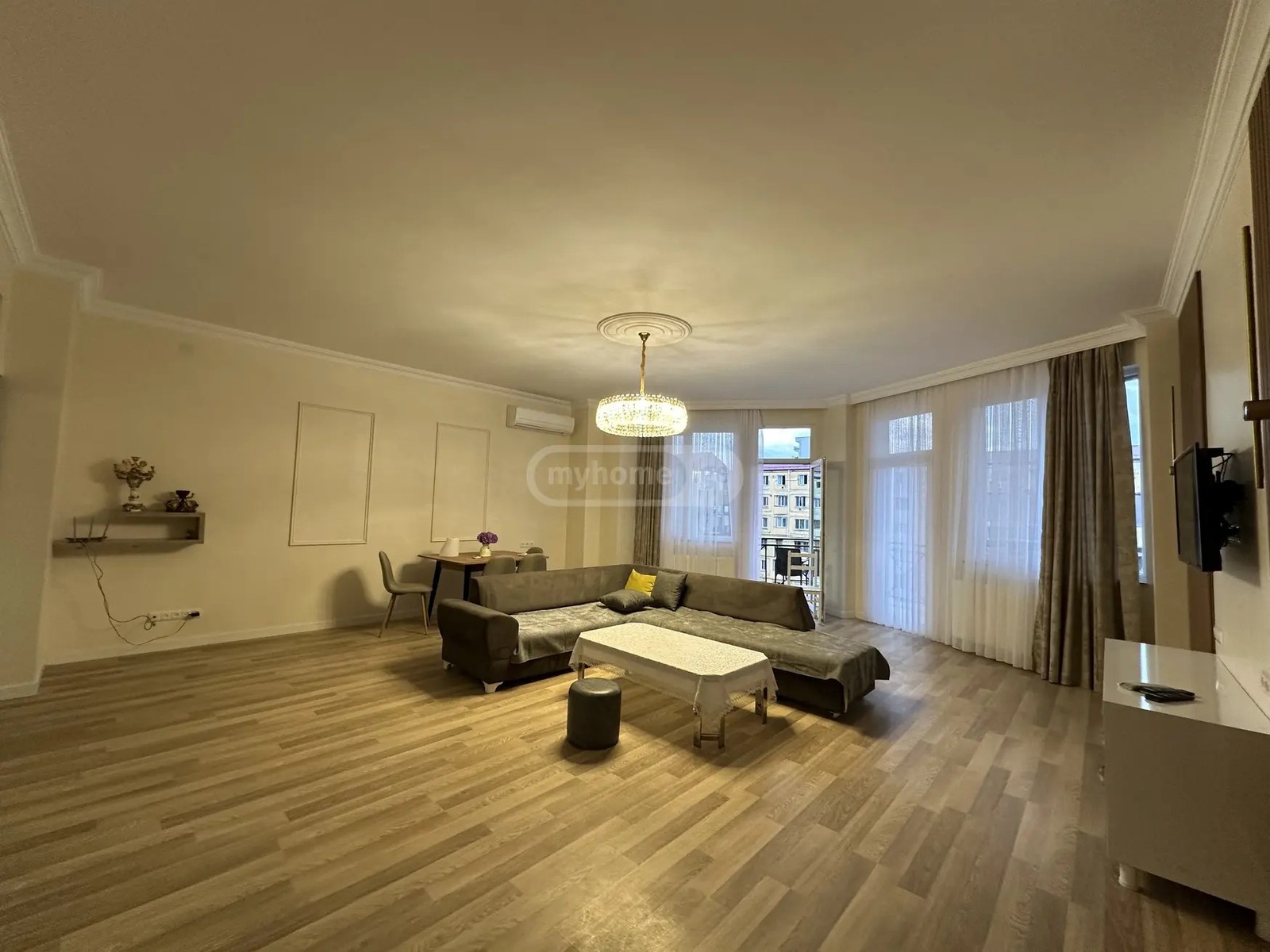 ტაბიძის ქ. 56 - 4 rooms