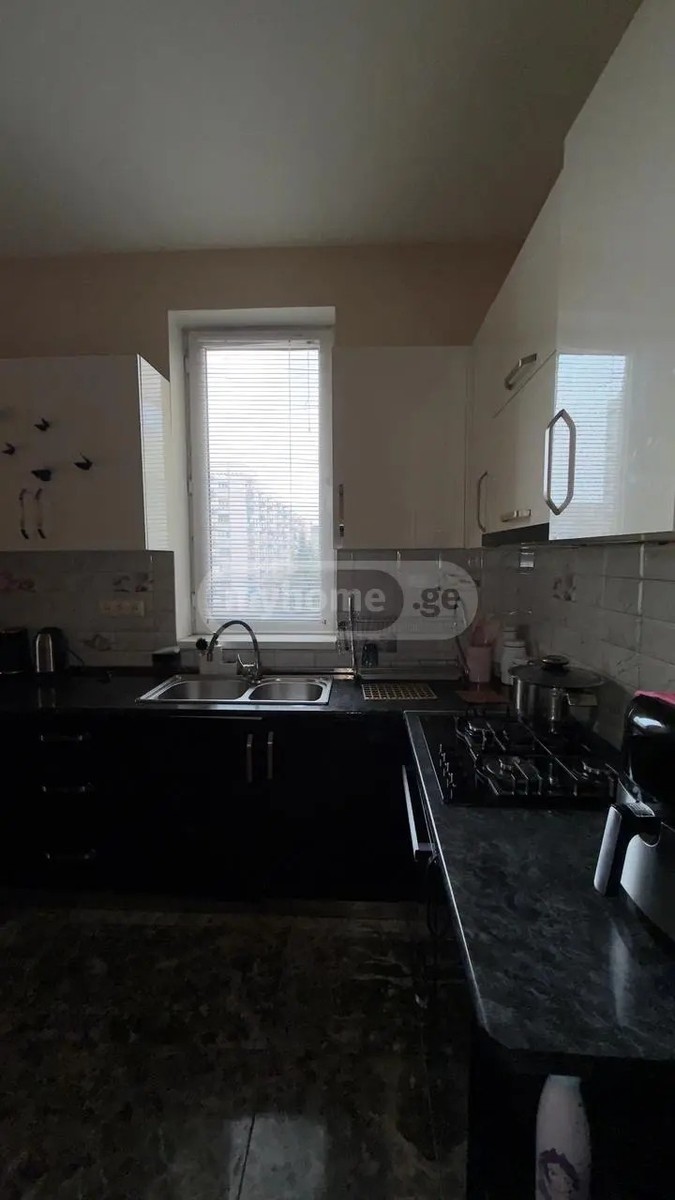 მირიან მეფის და ნანა დედოფლის ქ. 7 - 5 rooms