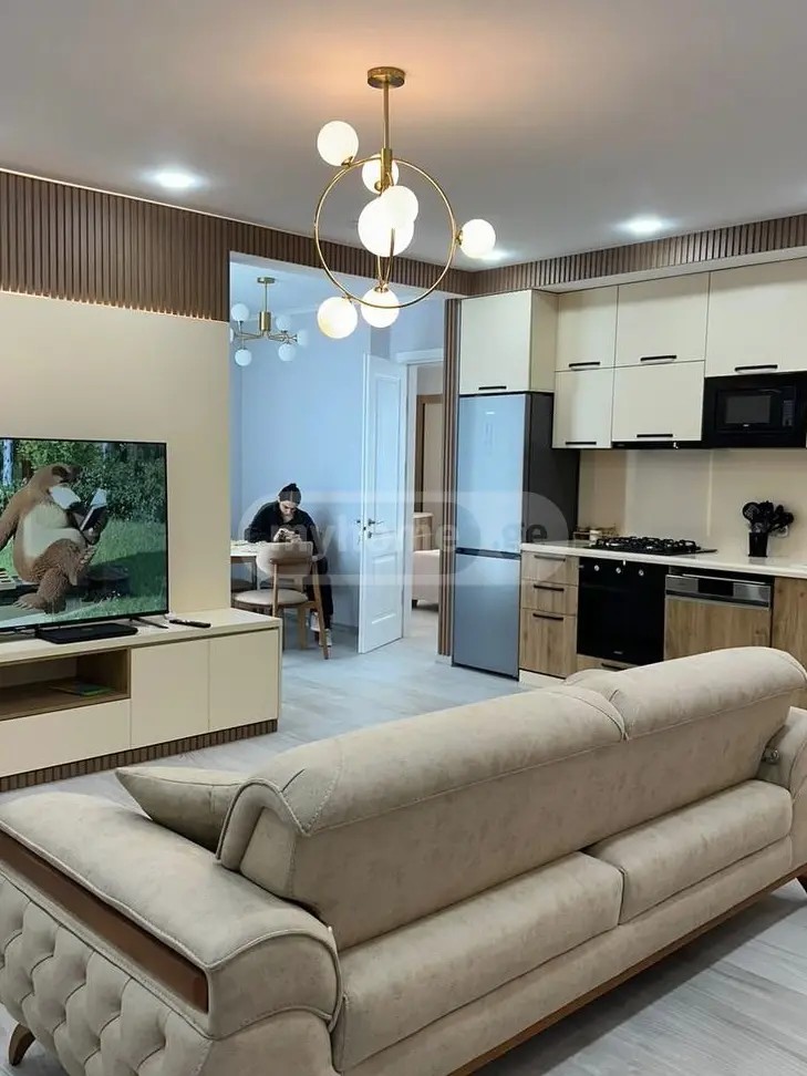 ფიროსმანის ქ. 16 - 4 rooms