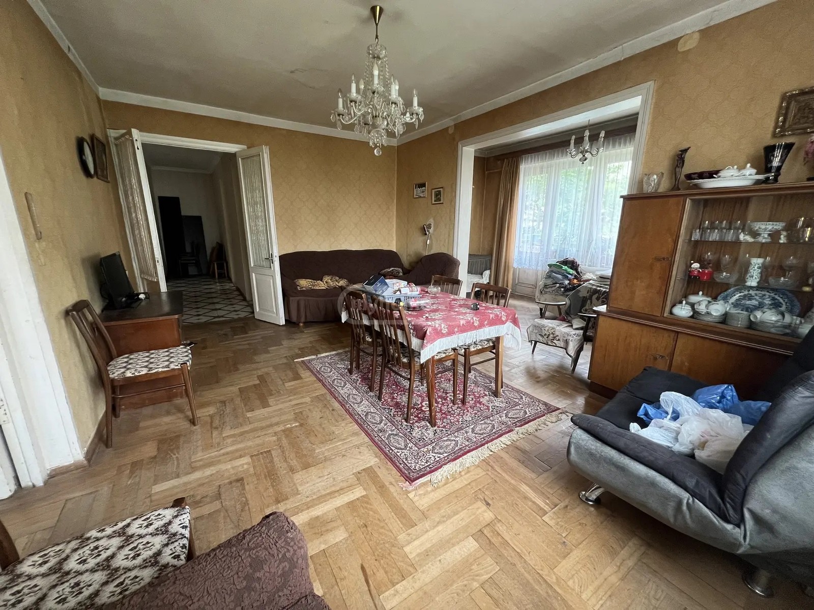 ნუცუბიძის პლ. III-მ/რ  - 3 rooms