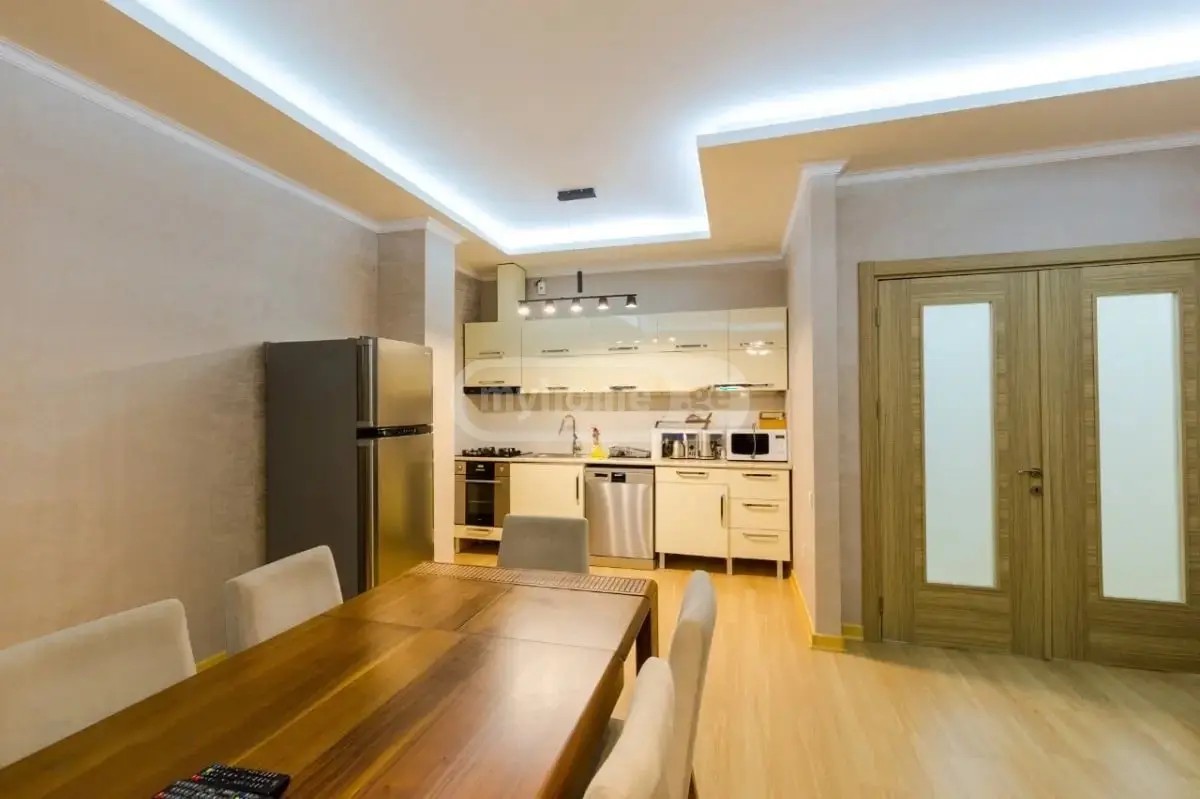ჭავჭავაძე ი. ქ. 1 - 4 rooms