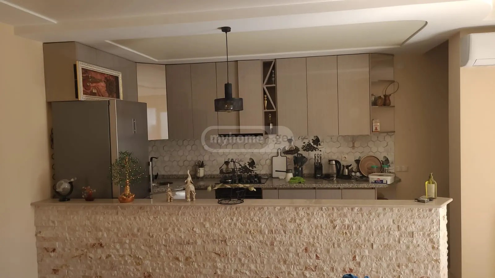 აღმაშენებლის ქ. 1 - 3 rooms