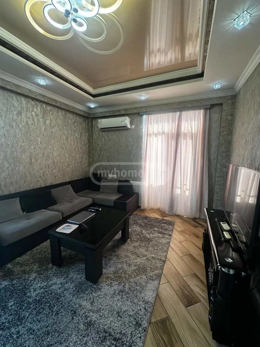გაგარინი ი. ქ.  - 3 rooms