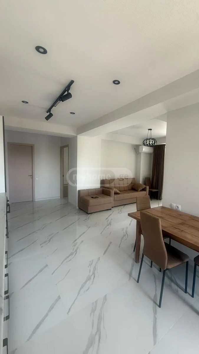 გიორგი ბრწყინვალეს ქ.  - 3 rooms