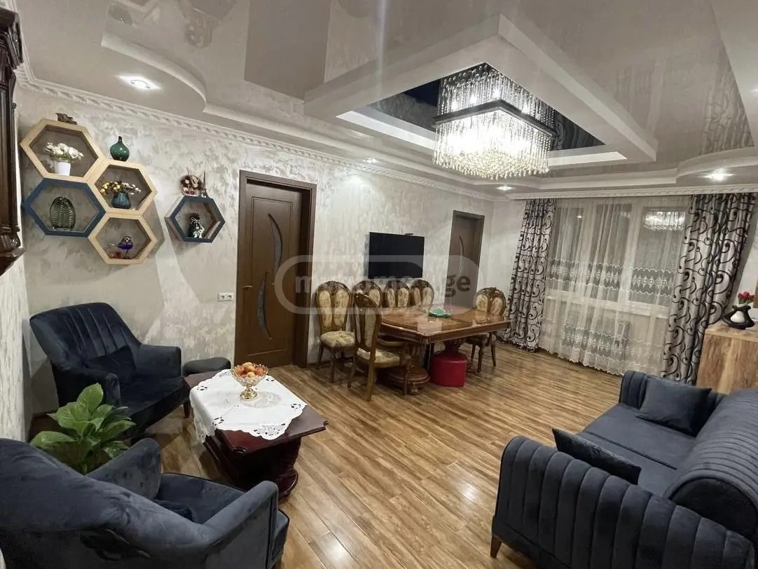 ლერმონტოვი მ. ქუჩა 84 - 4 rooms