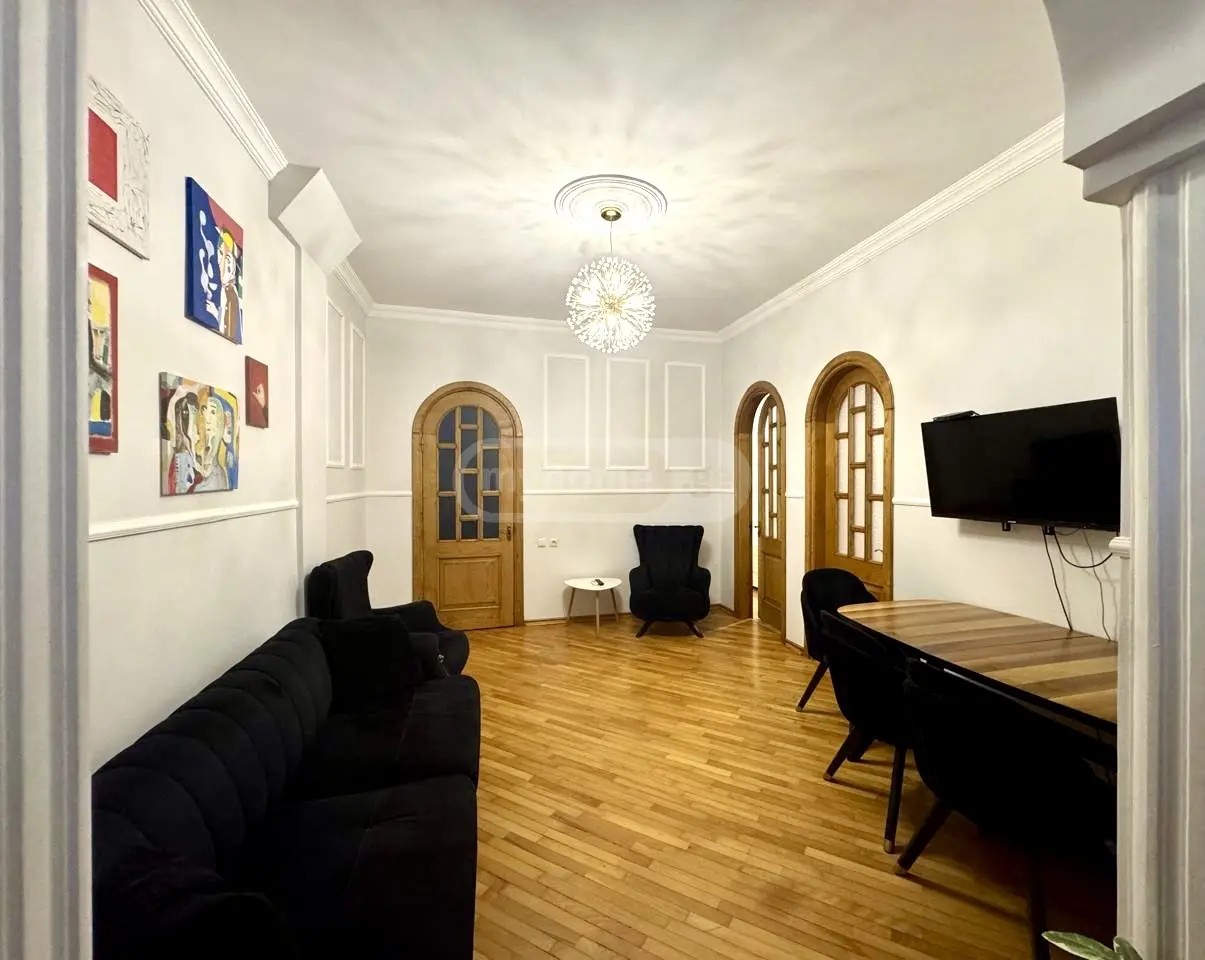 რუსთაველის ქ. 59 - 3 rooms