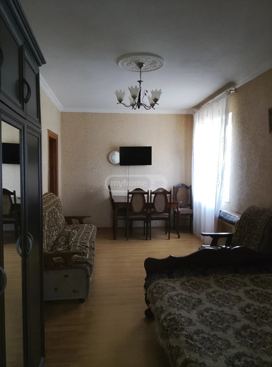 ბუკიას ქ. 3 - 2 rooms