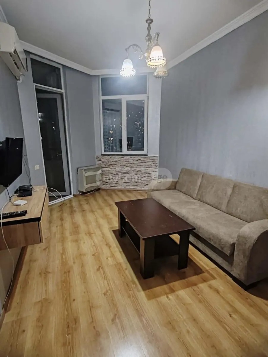 პუშკინი ა. ქ. 58 - 3 rooms