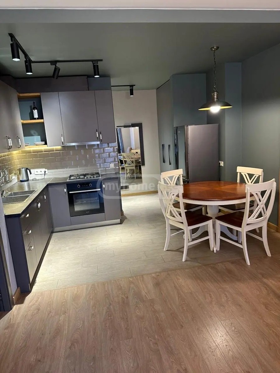 ასლანიდი პ. ქუჩა 12 - 2 rooms